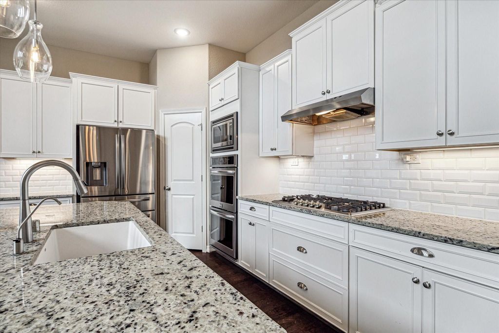 1911 Donna Temple Court, Richmond, TX 77469