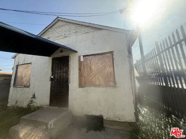 1310 Firestone Boulevard, Los Angeles, CA 90001