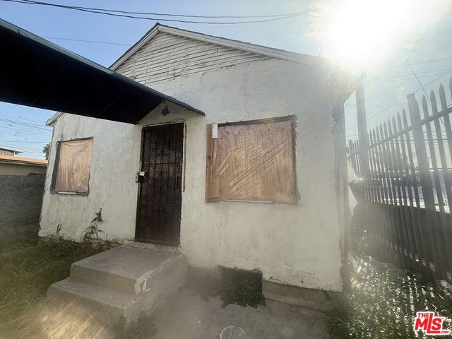 1310 Firestone Boulevard, Los Angeles, CA 90001