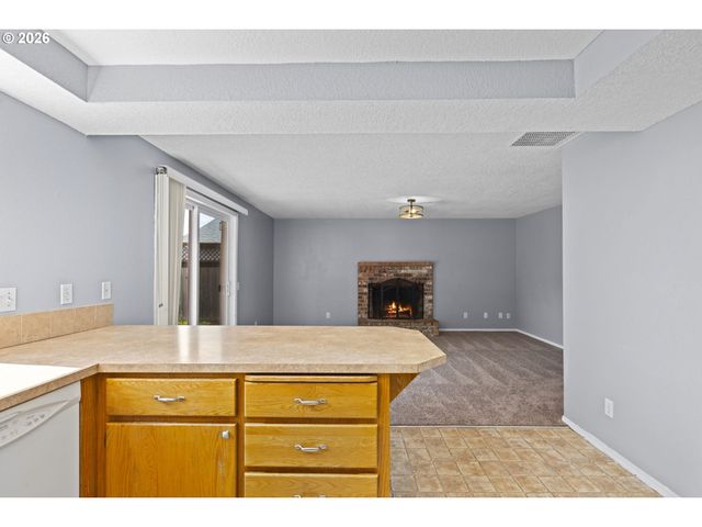 21558 Sw LONGACRE St, Beaverton, OR 97003