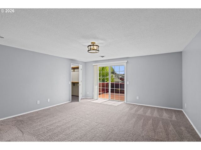 21558 Sw LONGACRE St, Beaverton, OR 97003