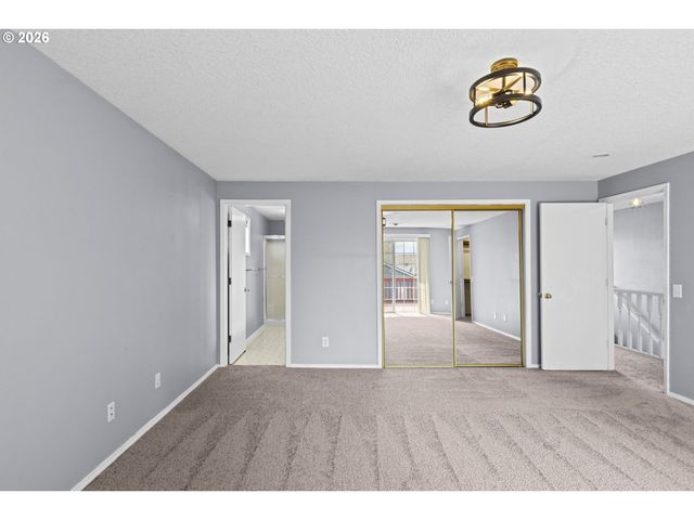 21558 Sw LONGACRE St, Beaverton, OR 97003