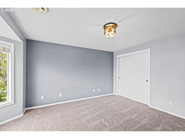 21558 Sw LONGACRE St, Beaverton, OR 97003