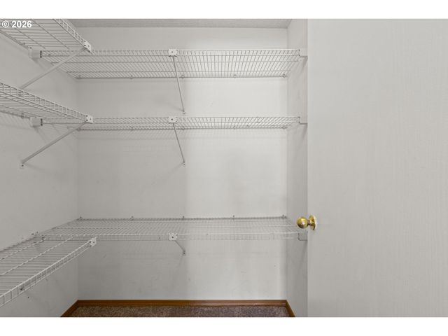 21558 Sw LONGACRE St, Beaverton, OR 97003