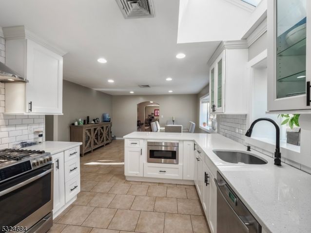 550 Berdan Ave, Wayne Twp., NJ 07470