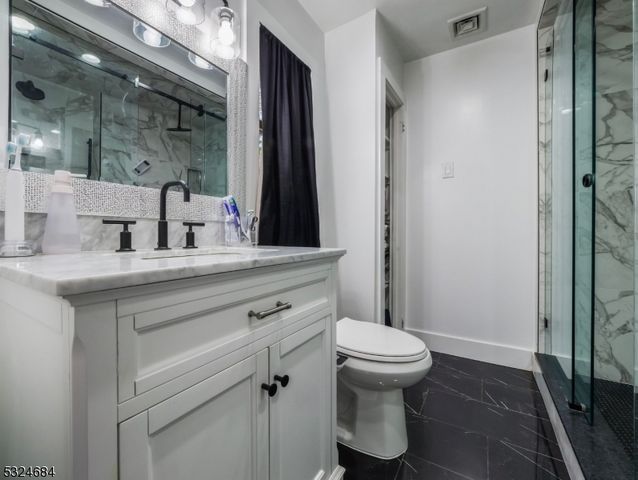 550 Berdan Ave, Wayne Twp., NJ 07470