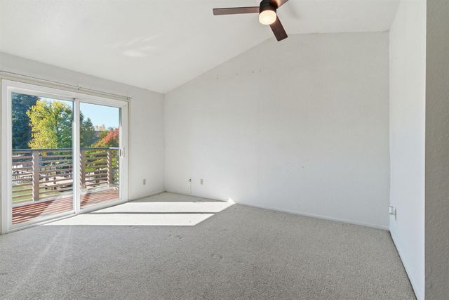 7348 Lighthouse Dr, Stockton, CA 95219