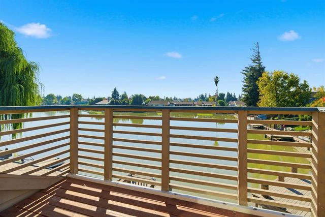 7348 Lighthouse Dr, Stockton, CA 95219