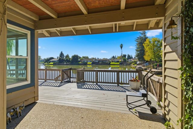 7348 Lighthouse Dr, Stockton, CA 95219