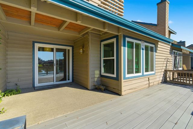 7348 Lighthouse Dr, Stockton, CA 95219