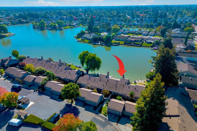 7348 Lighthouse Dr, Stockton, CA 95219