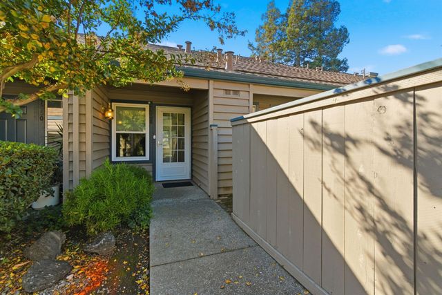 7348 Lighthouse Dr, Stockton, CA 95219