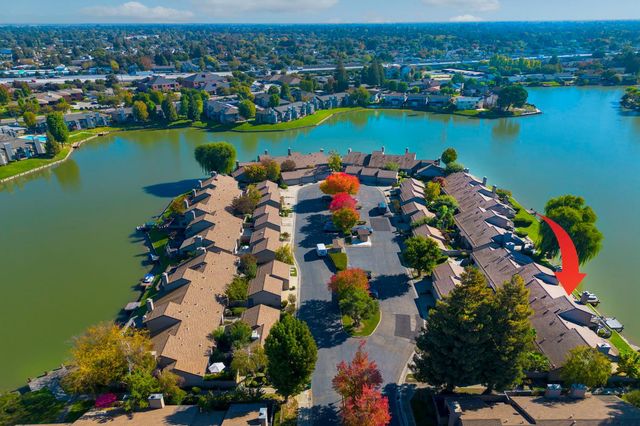 7348 Lighthouse Dr, Stockton, CA 95219