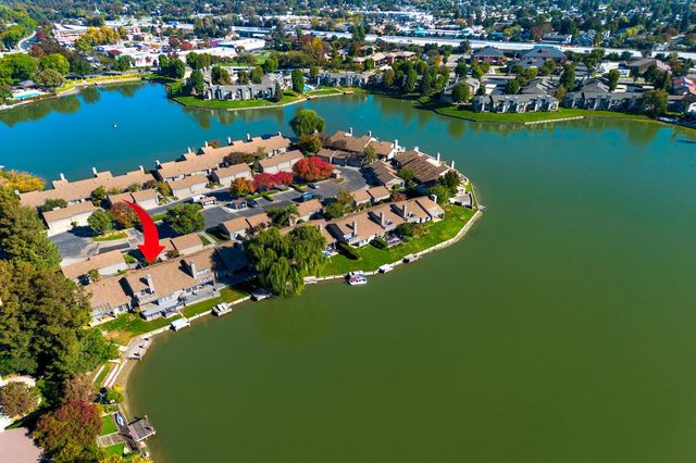 7348 Lighthouse Dr, Stockton, CA 95219