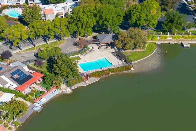 7348 Lighthouse Dr, Stockton, CA 95219