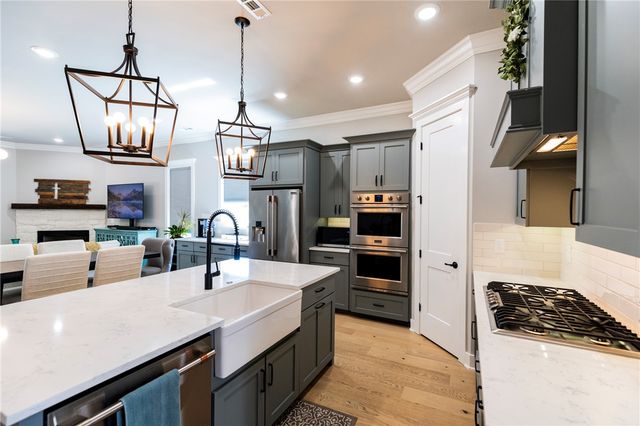 2711 20th Place, Rogers, AR 72758