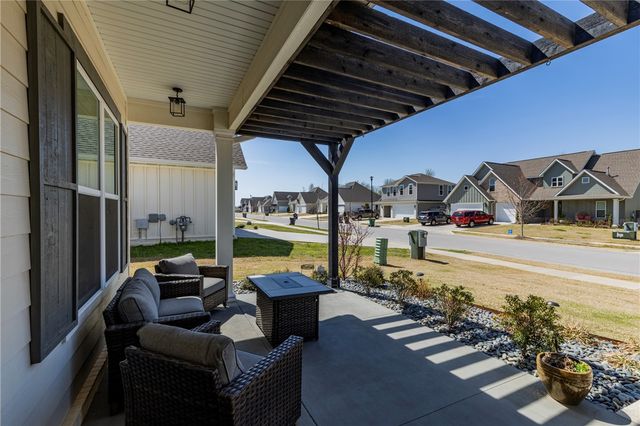 2711 20th Place, Rogers, AR 72758