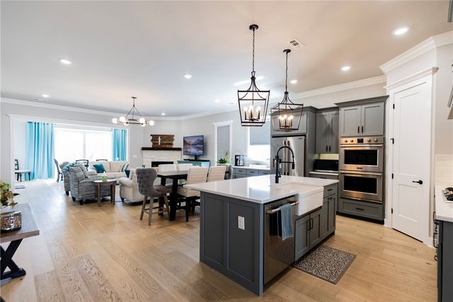 2711 20th Place, Rogers, AR 72758