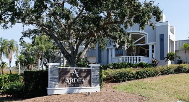 25 TADS TRAIL, Oldsmar, FL 34677