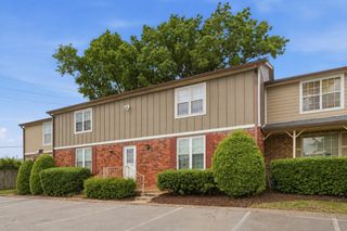 925 Coarsey Dr, Nashville, TN 37217