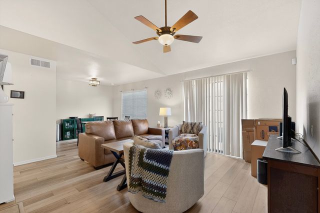 330 W Harwood Road D, Hurst, TX 76054