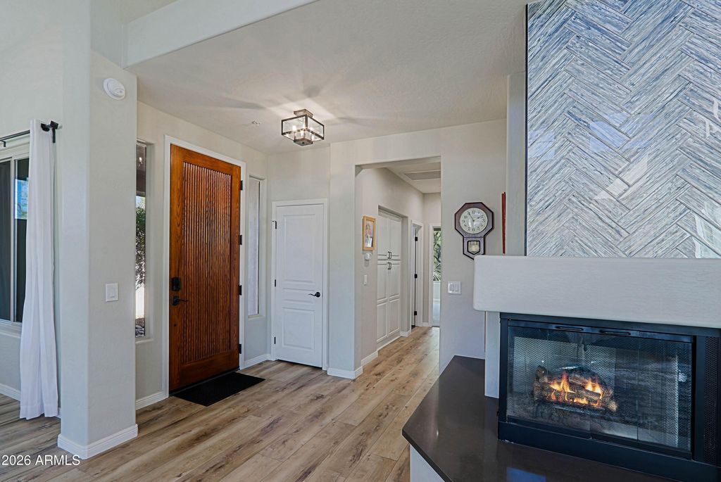 Image 10 of property listing at 7086 E Whispering Mesquite Trail, Scottsdale, AZ 85266