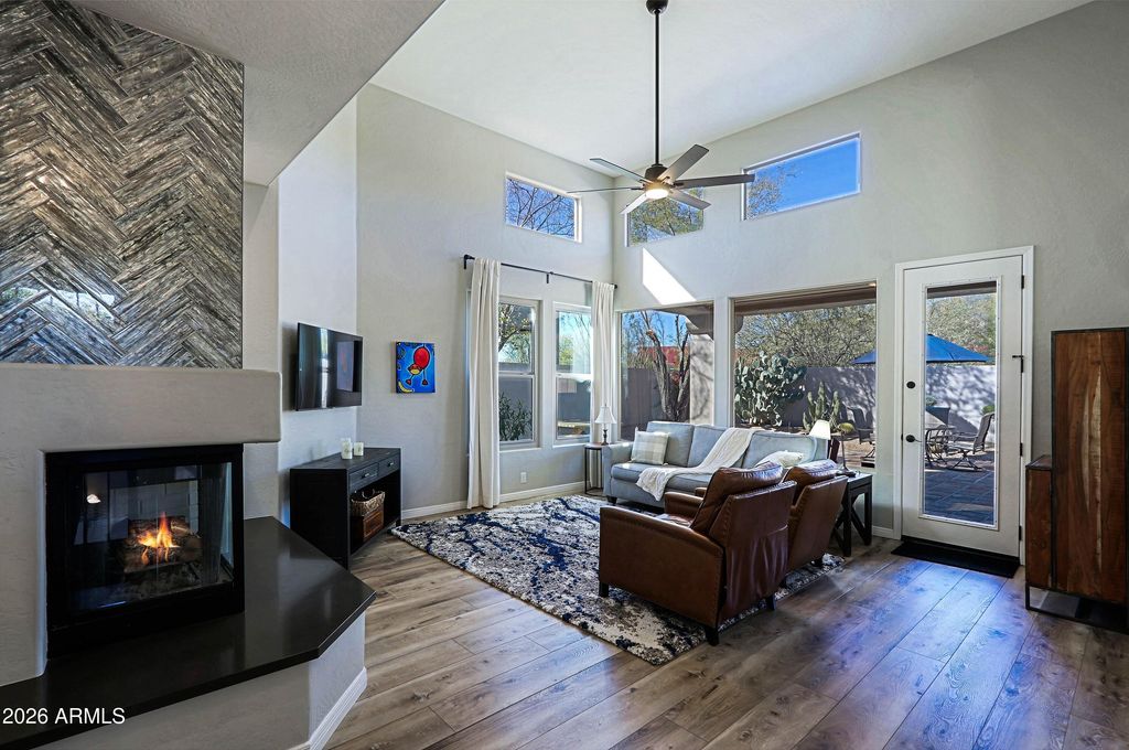 Image 11 of property listing at 7086 E Whispering Mesquite Trail, Scottsdale, AZ 85266