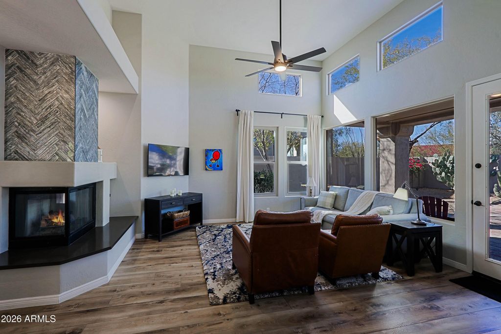 Image 14 of property listing at 7086 E Whispering Mesquite Trail, Scottsdale, AZ 85266