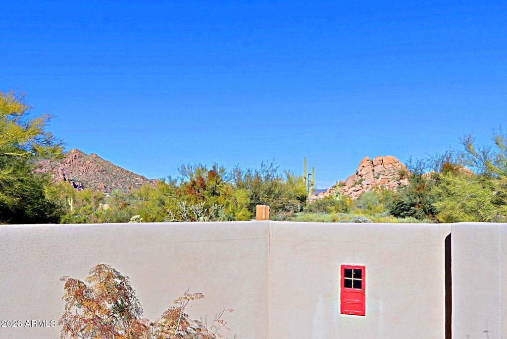 Image 52 of property listing at 7086 E Whispering Mesquite Trail, Scottsdale, AZ 85266