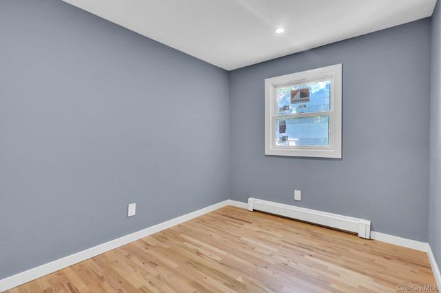 85 Hawthorne Street, Selden, NY 11784