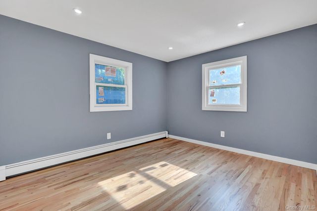85 Hawthorne Street, Selden, NY 11784