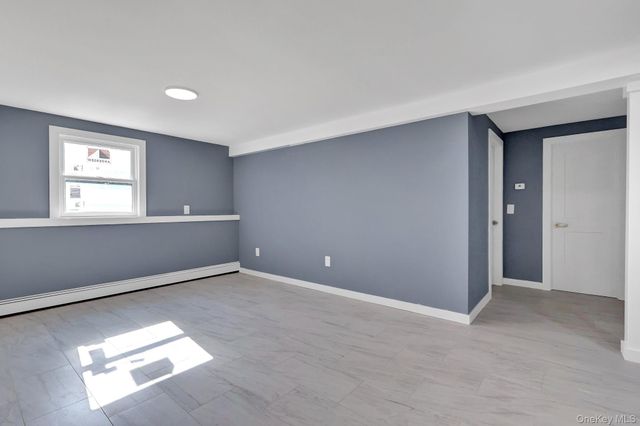 85 Hawthorne Street, Selden, NY 11784