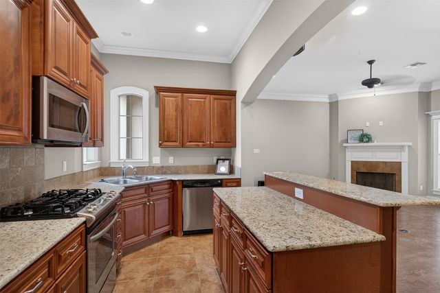 296 Evangeline Creek Drive, Shreveport, LA 71106