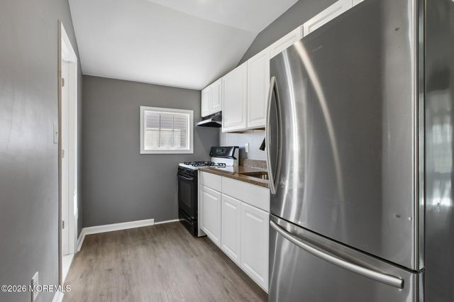 209 Hilltop Boulevard, Keyport, NJ 07735
