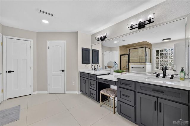 1622 Dr. Fernando Ortegon, Mission, TX 78572