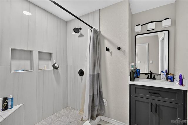 1622 Dr. Fernando Ortegon, Mission, TX 78572
