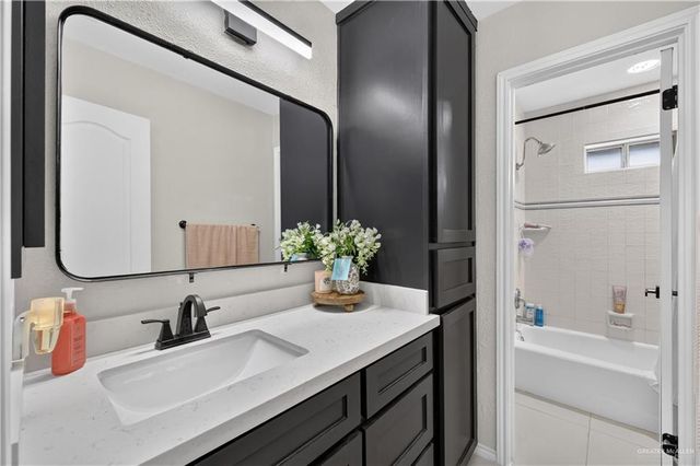 1622 Dr. Fernando Ortegon, Mission, TX 78572