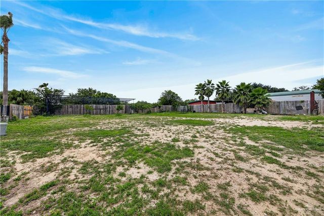 1622 Dr. Fernando Ortegon, Mission, TX 78572