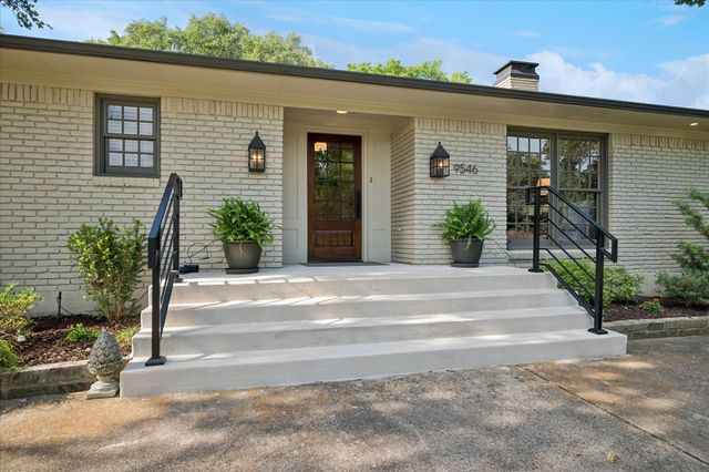 9546 Milltrail Drive, Dallas, TX 75238