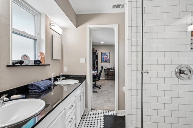 9546 Milltrail Drive, Dallas, TX 75238