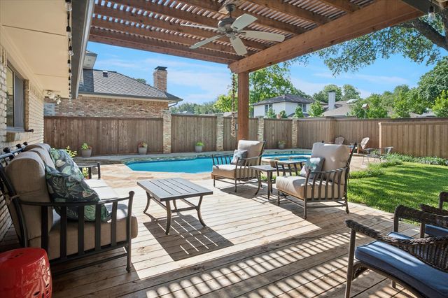 9546 Milltrail Drive, Dallas, TX 75238