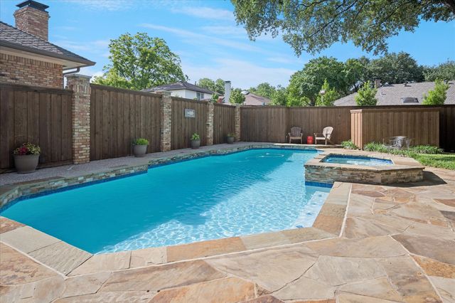 9546 Milltrail Drive, Dallas, TX 75238