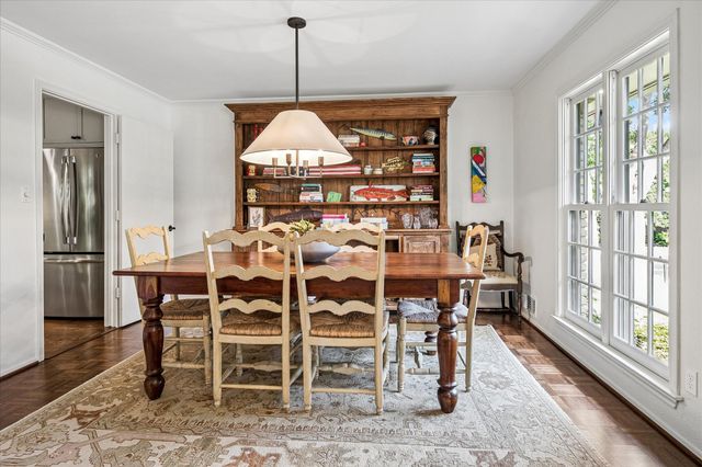9546 Milltrail Drive, Dallas, TX 75238