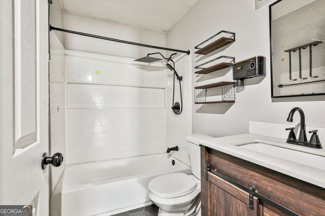 202 White Street, Hogansville, GA 30230