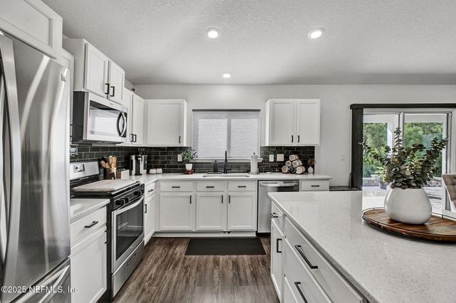 14570 NEEDHAM Drive, Jacksonville, FL 32256