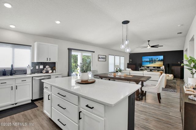 14570 NEEDHAM Drive, Jacksonville, FL 32256