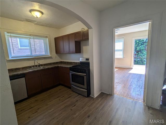 3161 Oregon Avenue, St Louis, MO 63118