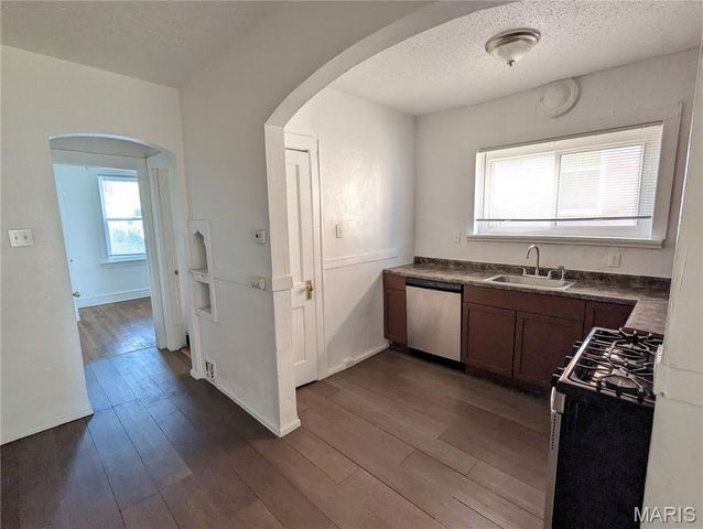 3161 Oregon Avenue, St Louis, MO 63118