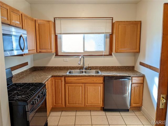 3161 Oregon Avenue, St Louis, MO 63118