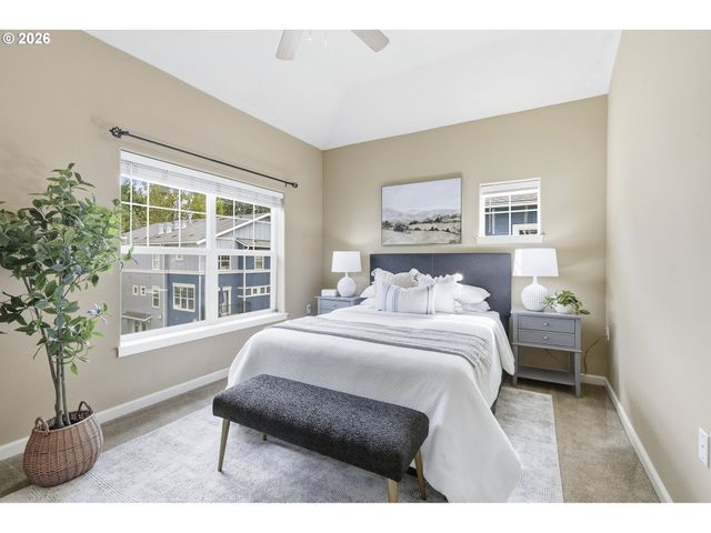 22856 Sw FOREST CREEK Dr 202, Sherwood, OR 97140